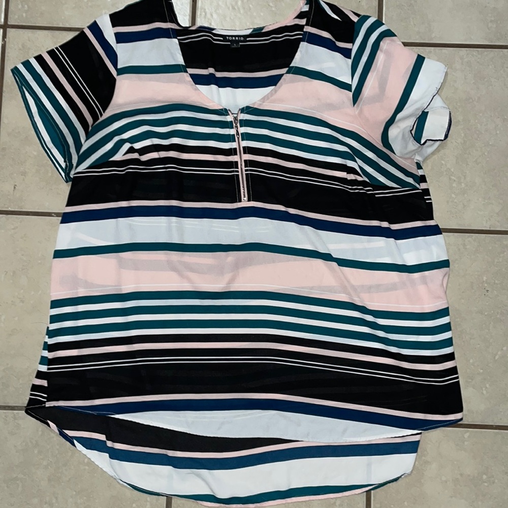 Torrid Size 1 Blouse